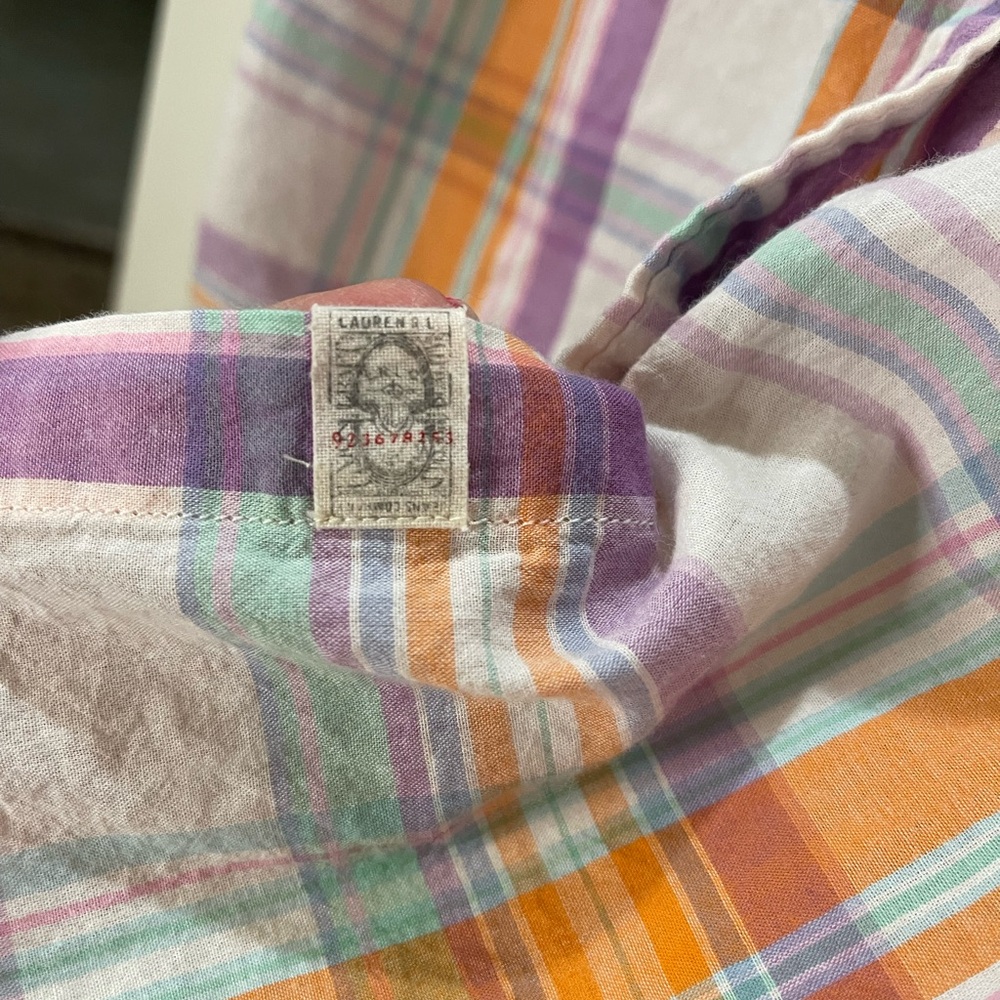 Ralph Lauren Plaid Button-Up Shirt w/ Roll Tab Sleeves Size M - Picture 4 of 4